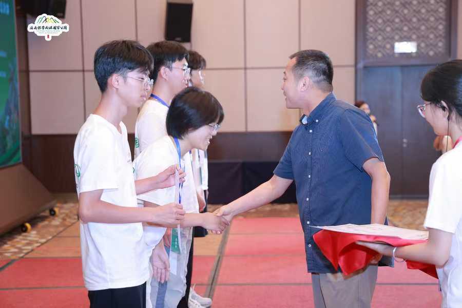 b8c0a33a5bbe6bd4b32018015b2fb3e